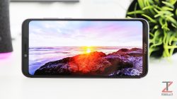 Honor Play display