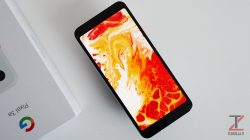 Google Pixel 3a display