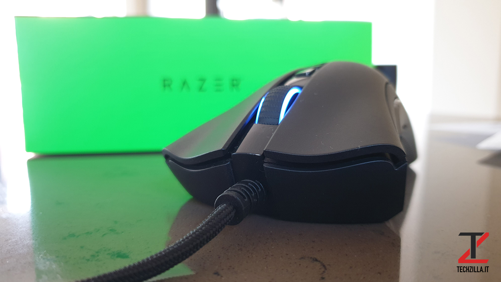 Razer Deathadder V2 Frontale