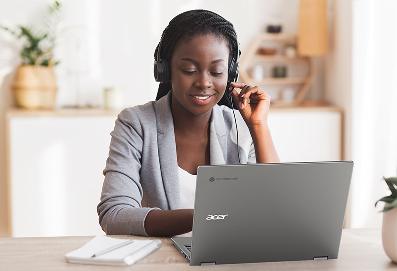 Arriva sul mercato il primo Chromebook da 17 pollici ed è marchiato Acer 6 Acer Chromebook Enterprise Spin 713 Lifestyle 1
