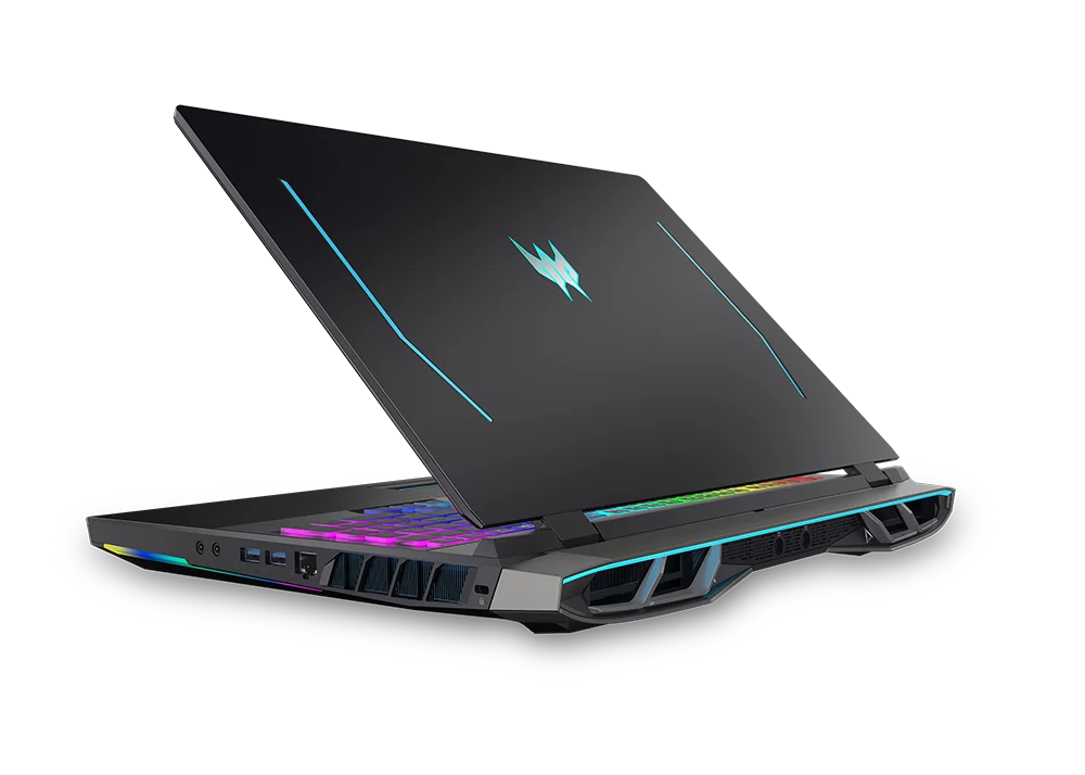 I nuovi Predator Triton e Helios sono i notebook gaming di Acer più potenti di sempre 7 PREDATOR HELIOS 500 PH517 52 02
