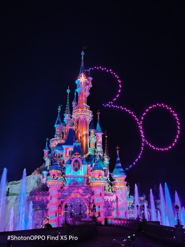 OPPO Find X5 Pro Disneyland Paris 1