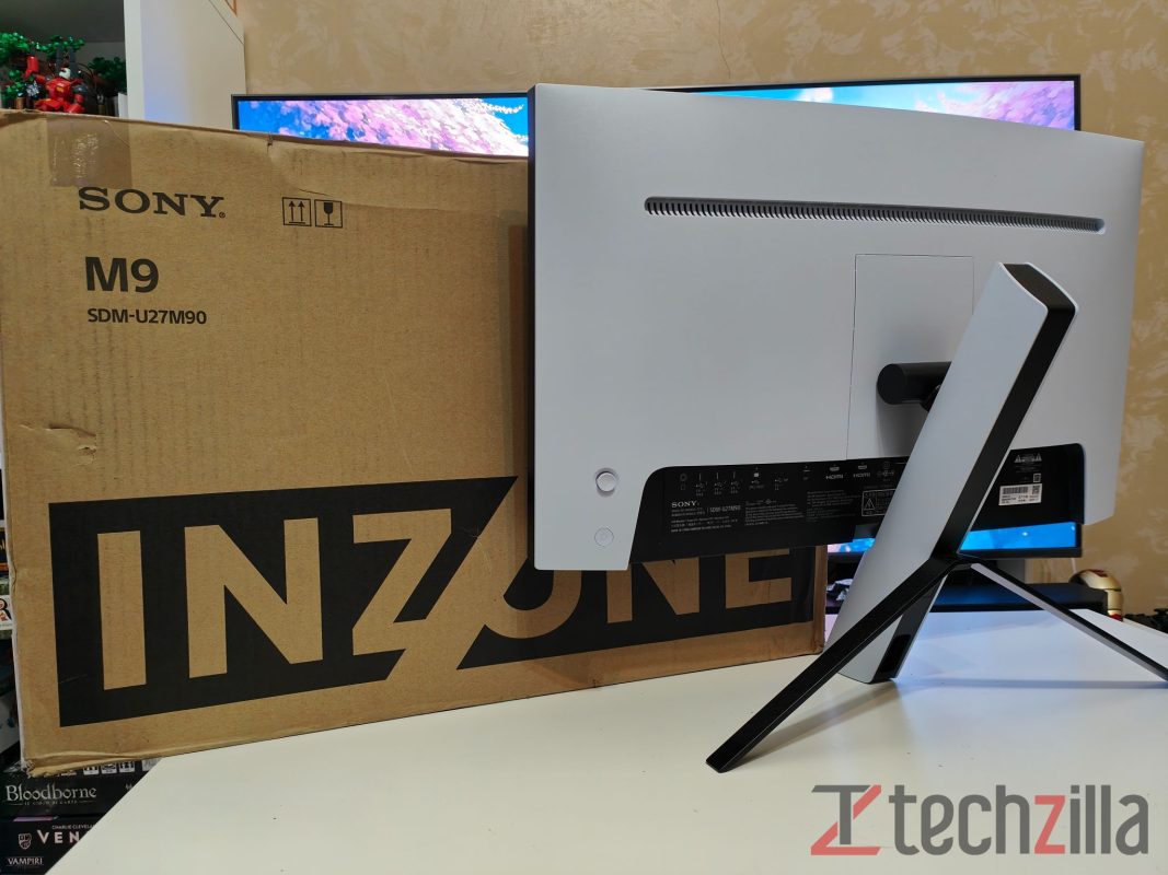 Sony Inzone M9 Recensine Techzilla 34