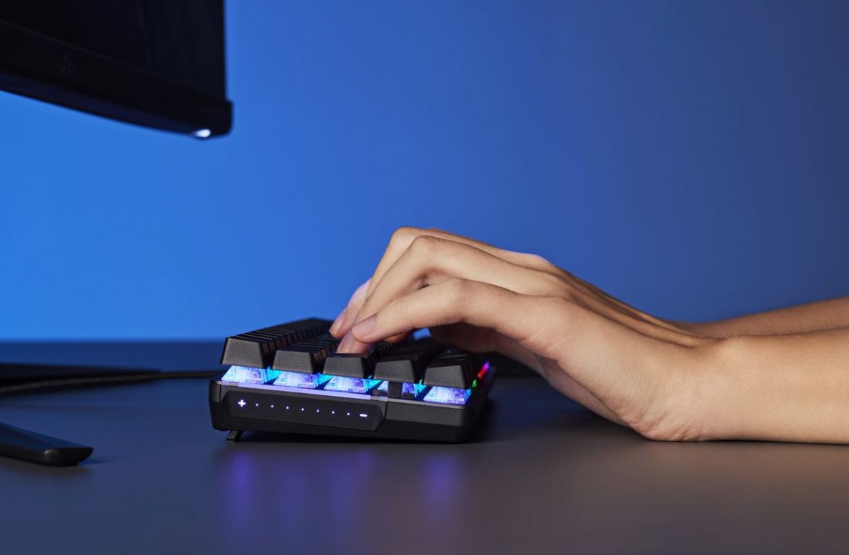 ASUS ROG presenta la tastiera Falchion Ace: compatta e con switch meccanici ROG NX 3 asus rog falchion ace 3