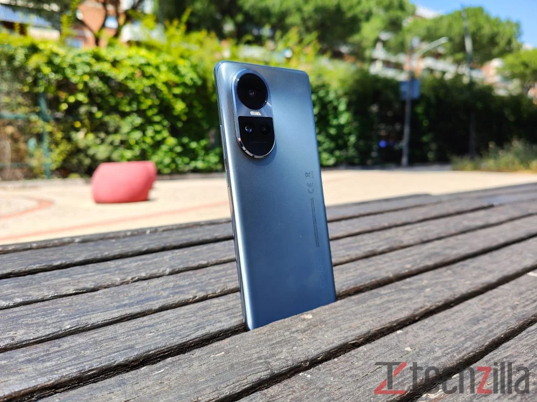 OPPO RENO10 PRO premiato da EISA come miglior smartphone consumer 2023-2024 5 recensione oppo reno 10 pro tz 12