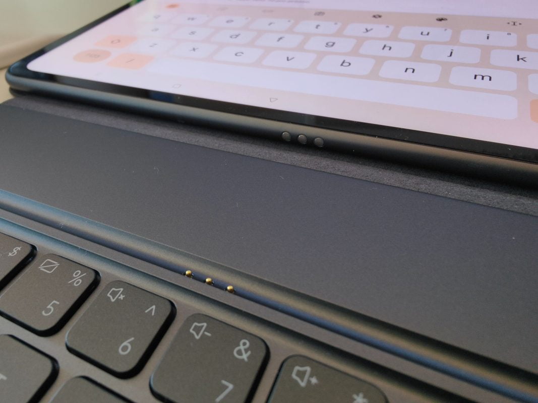 Recensione OPPO Pad 2 con accessori: Un versatile compagno di lavoro e svago 8 OPPO PAd 2 recensione TZ 25