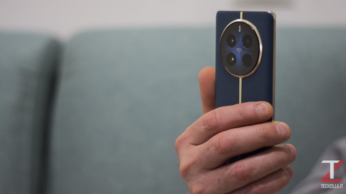 Recensione Realme 12 Pro 5G - Il telefono bello da guardare 4 Design