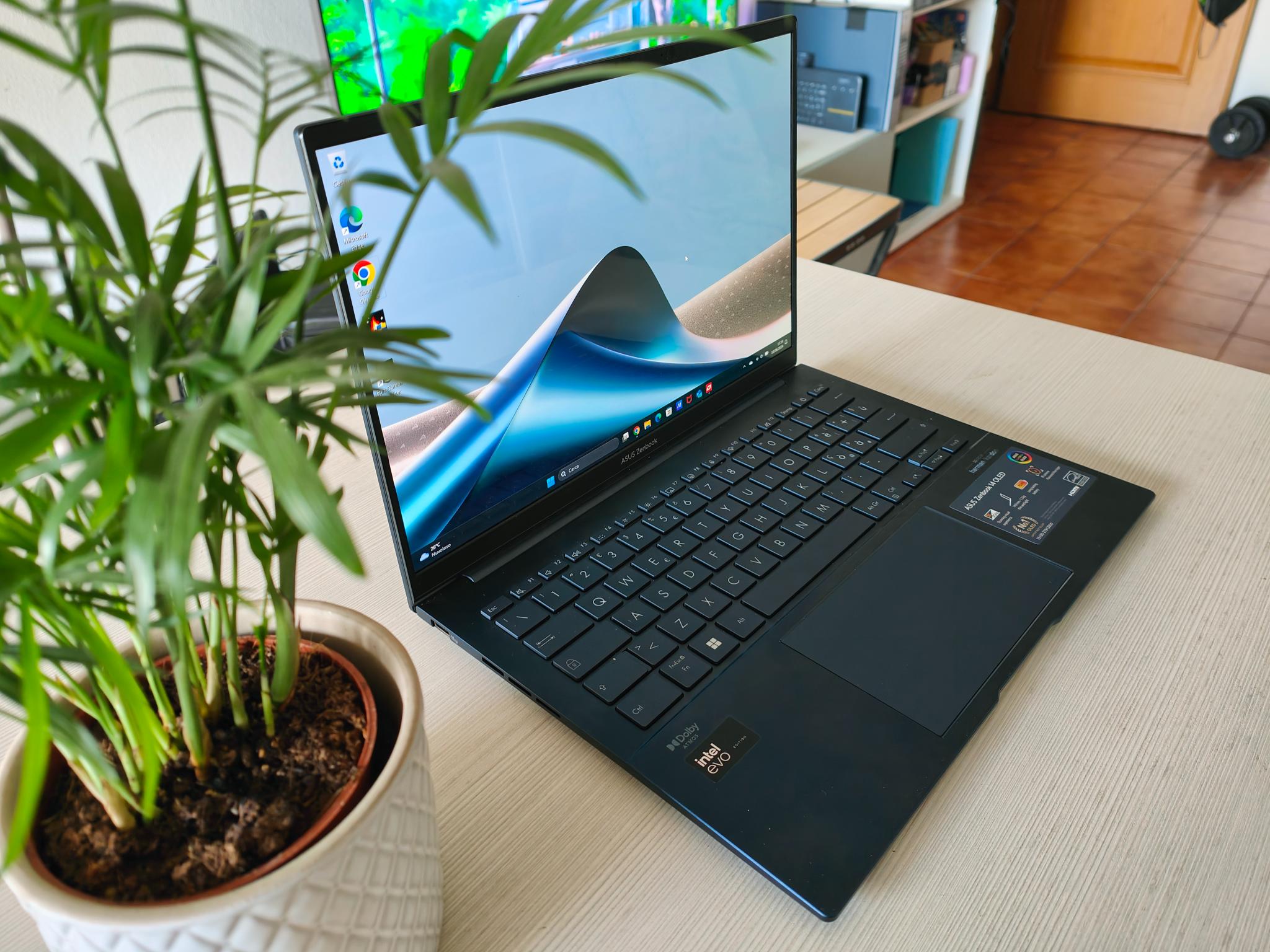 Recensione ASUS ZenBook 14 OLED 2024 (UX3405M): prestazioni e AI
