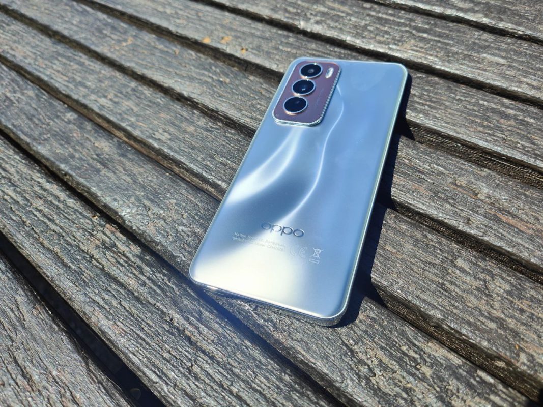 Recensione OPPO Reno 12 5G: Design premium e AI anche nella fascia media 28 recensione reno 12 5G 10