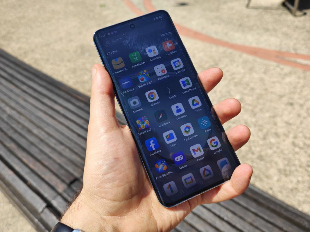 Recensione OPPO Reno 12 5G: Design premium e AI anche nella fascia media 6 recensione reno 12 5G 6