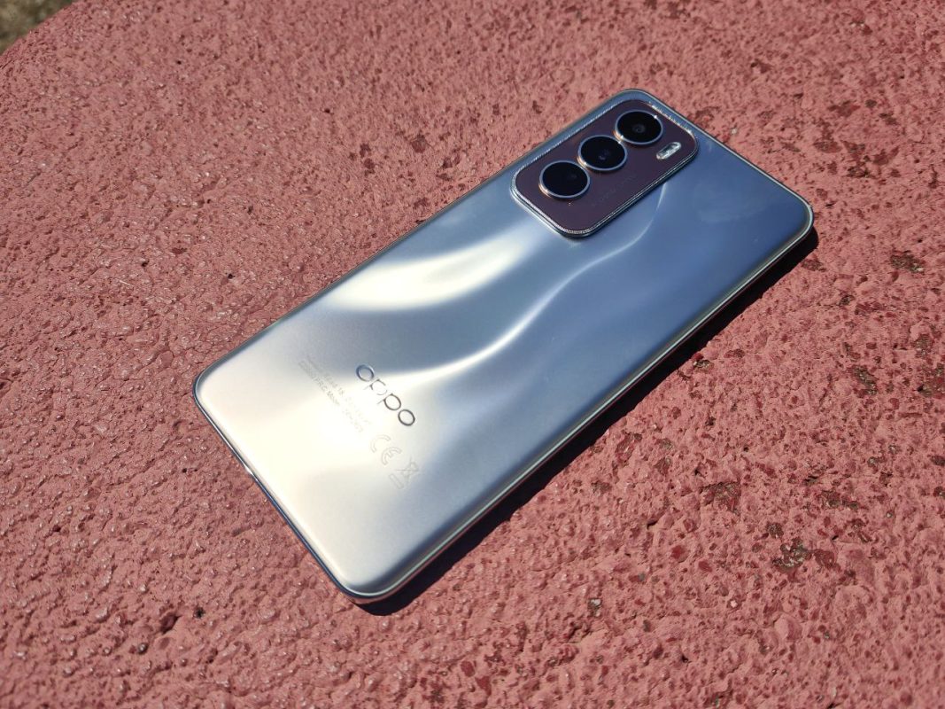 Recensione OPPO Reno 12 5G: Design premium e AI anche nella fascia media 10 recensione reno 12 5G 8