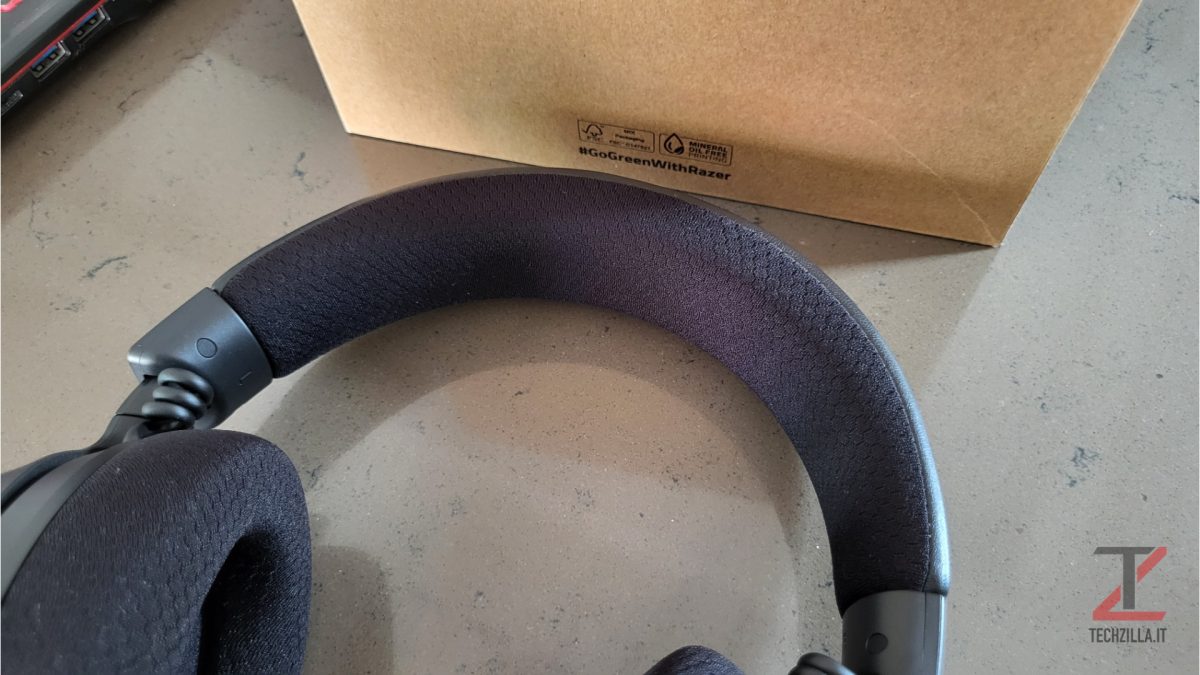 Recensione Razer Kraken v4 - Le cuffie definitive per il gaming 36 Razer Kraken v4 Archetto