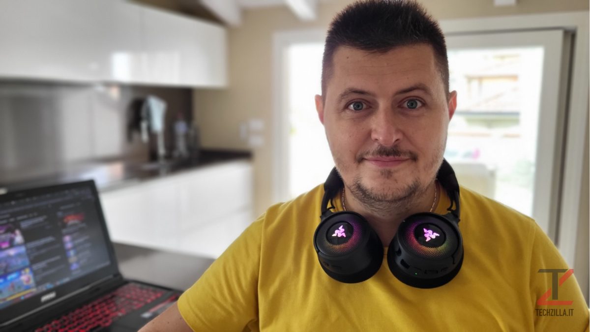 Recensione Razer Kraken v4 - Le cuffie definitive per il gaming 2 Razer Kraken v4 recensione cuffie gaming wireless