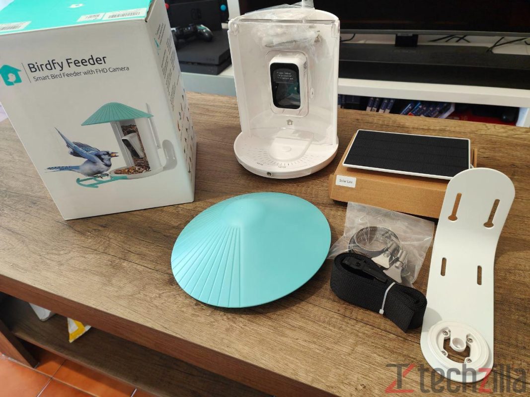 Recensione Birdfy Feeder, mangiatoia con AI per il Birdwatching: divertente ed educativa 3 photo 2024 08 12 10 24 38