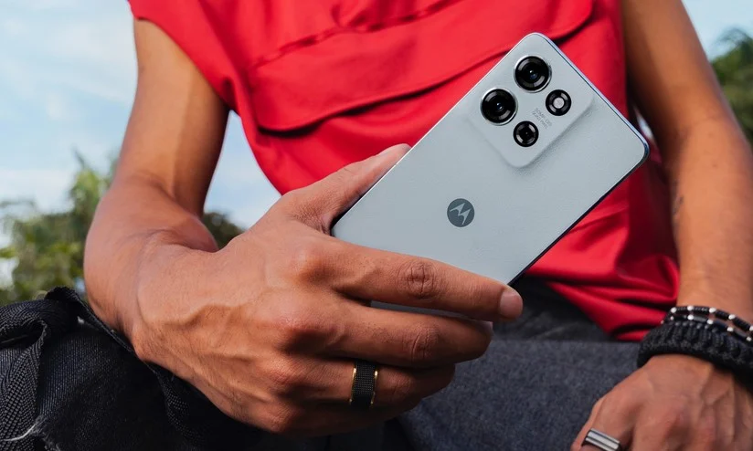 Moto G75 5G è ufficiale: la resistenza incontra l’innovazione 2 1196221