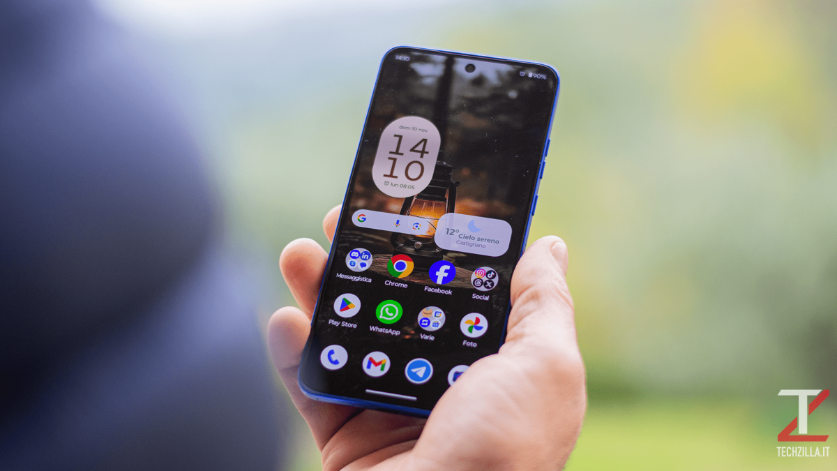 Recensione Motorola Edge 50 Neo - Il telefono di fascia media che ci piace 9 2 min