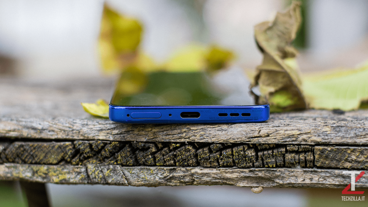 Recensione Motorola Edge 50 Neo - Il telefono di fascia media che ci piace 5 i min