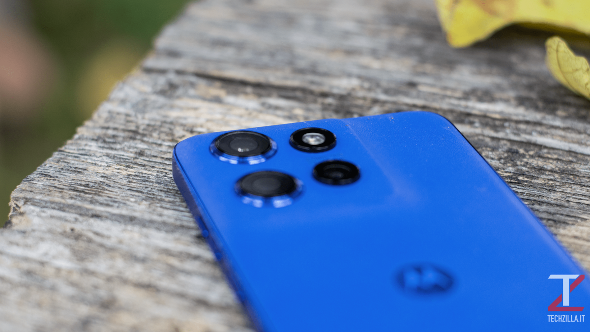 Recensione Motorola Edge 50 Neo - Il telefono di fascia media che ci piace 10 saaa min