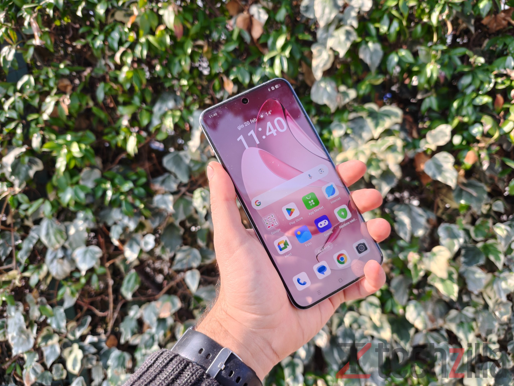 Recensione OPPO Reno 13 Pro: Design unico e resistente a tutto 11 recensione oppo reno 13 pro 10