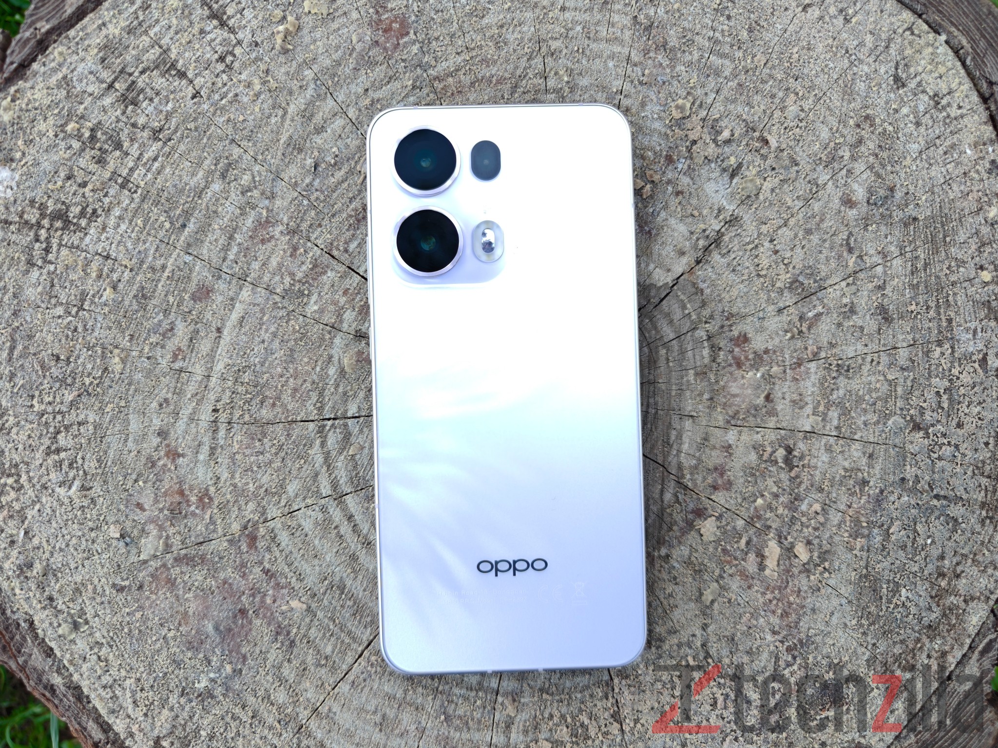 Recensione OPPO Reno 13 Pro: Design unico e resistente a tutto 33 recensione oppo reno 13 pro 22