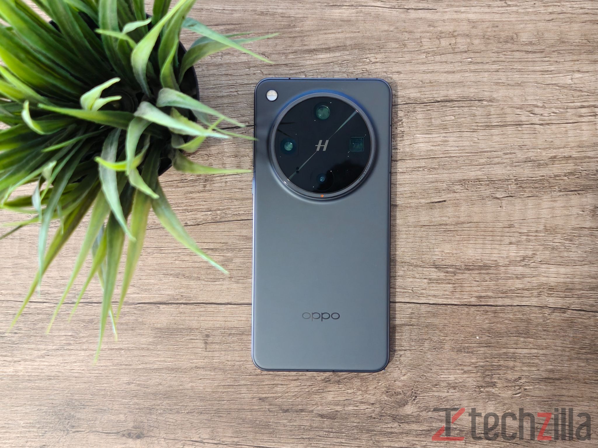Recensione OPPO Find X8 Ultra: foto e autonomia da urlo! 11 recensione oppo find X8 ultra tz 57